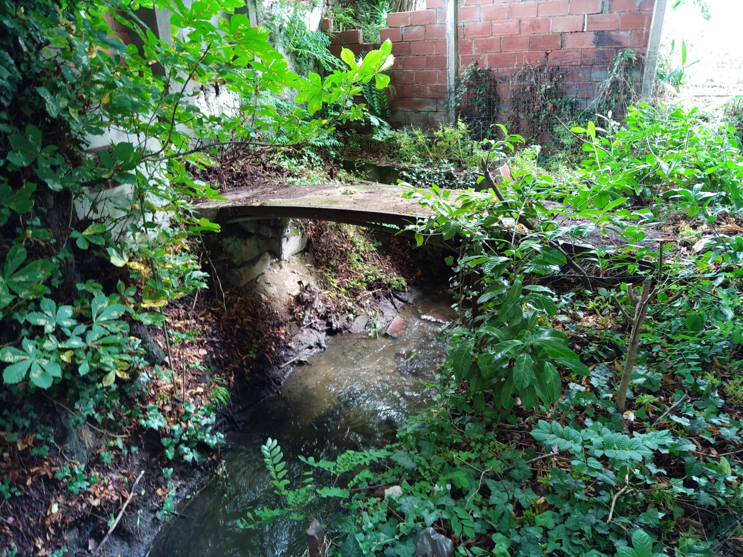 État du ru de Montlignon en aval de l'avenue Voltaire